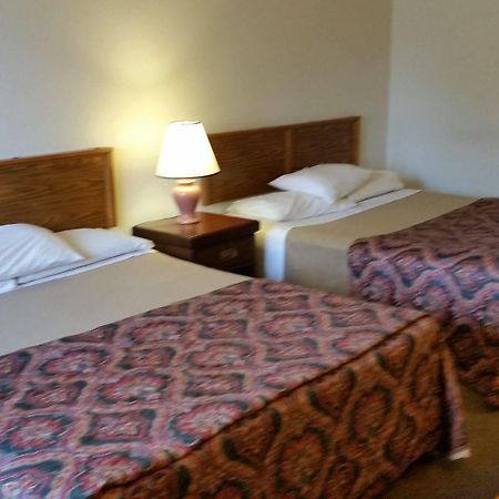 Olympia Motel Lake Delton Buitenkant foto